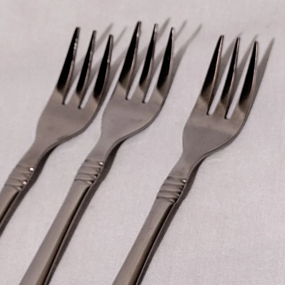 Cambridge Codie Stainless Steel Cocktail Forks Set of 3 Silverware 5 5/8